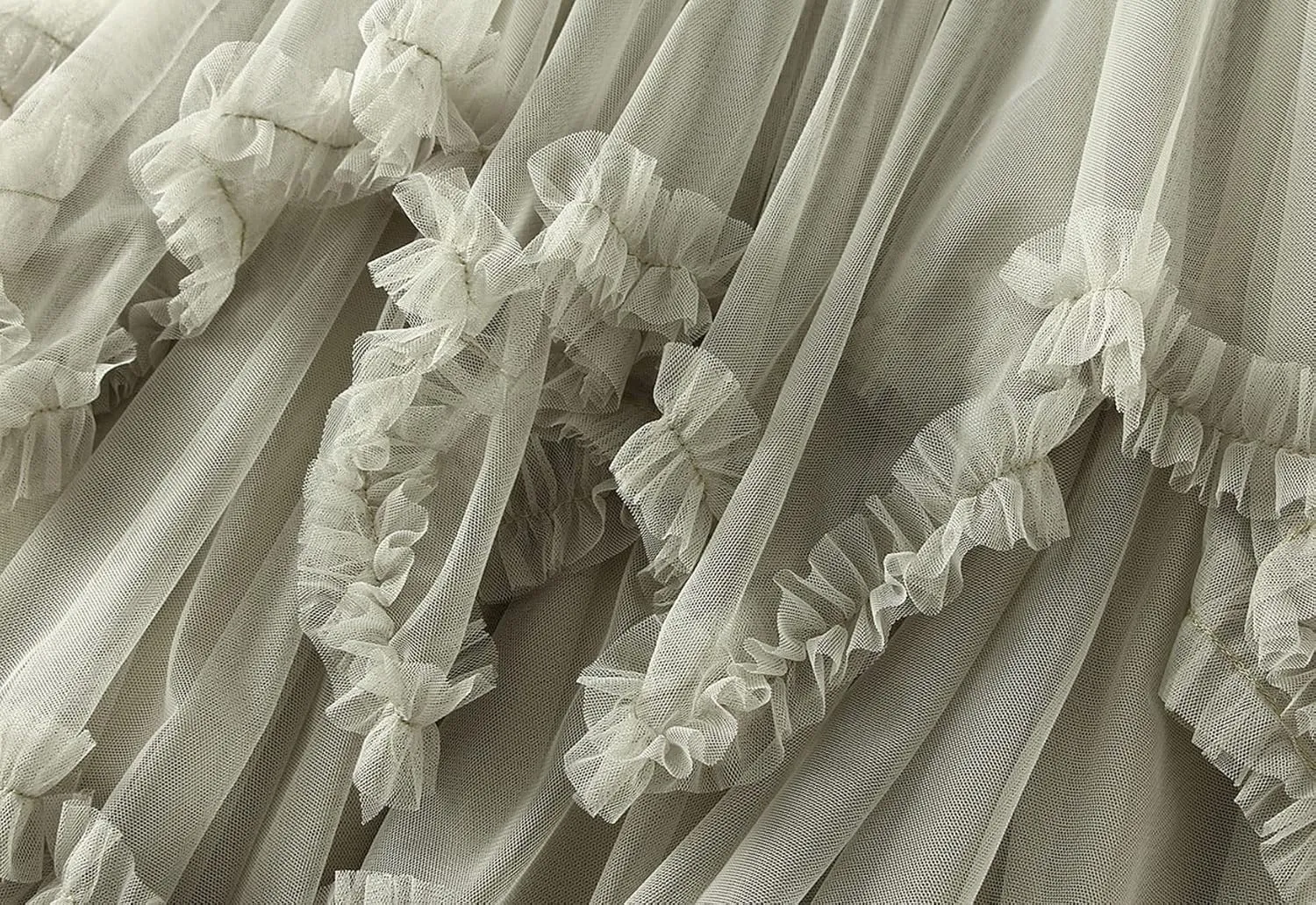 CHARTOU Women A Line Tiered Skirt Sheer Mesh Layered Skirt Maxi Long Tulle Skirt Tutu Flowy Ruffle Skirt