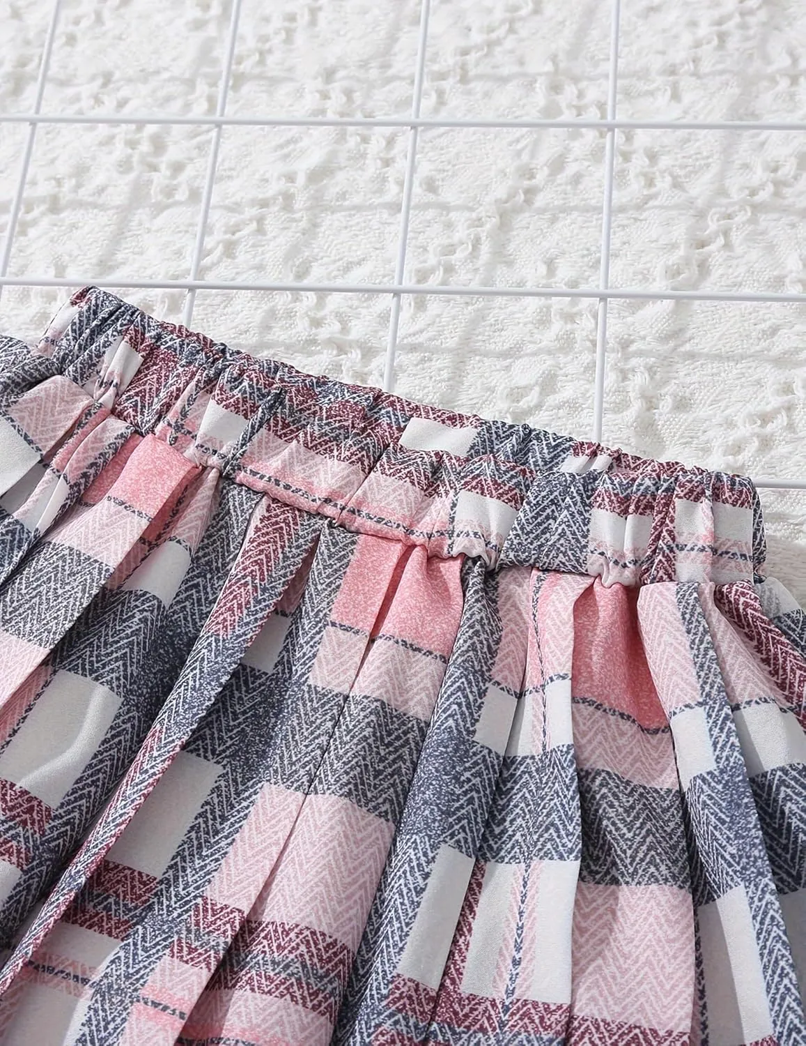 Girls' Clothing Set 2 Piece Outfits Skirt Sets Cute Puff Short Sleeve Tops and Plaid Mini Pleated Skirts 4-8 Years