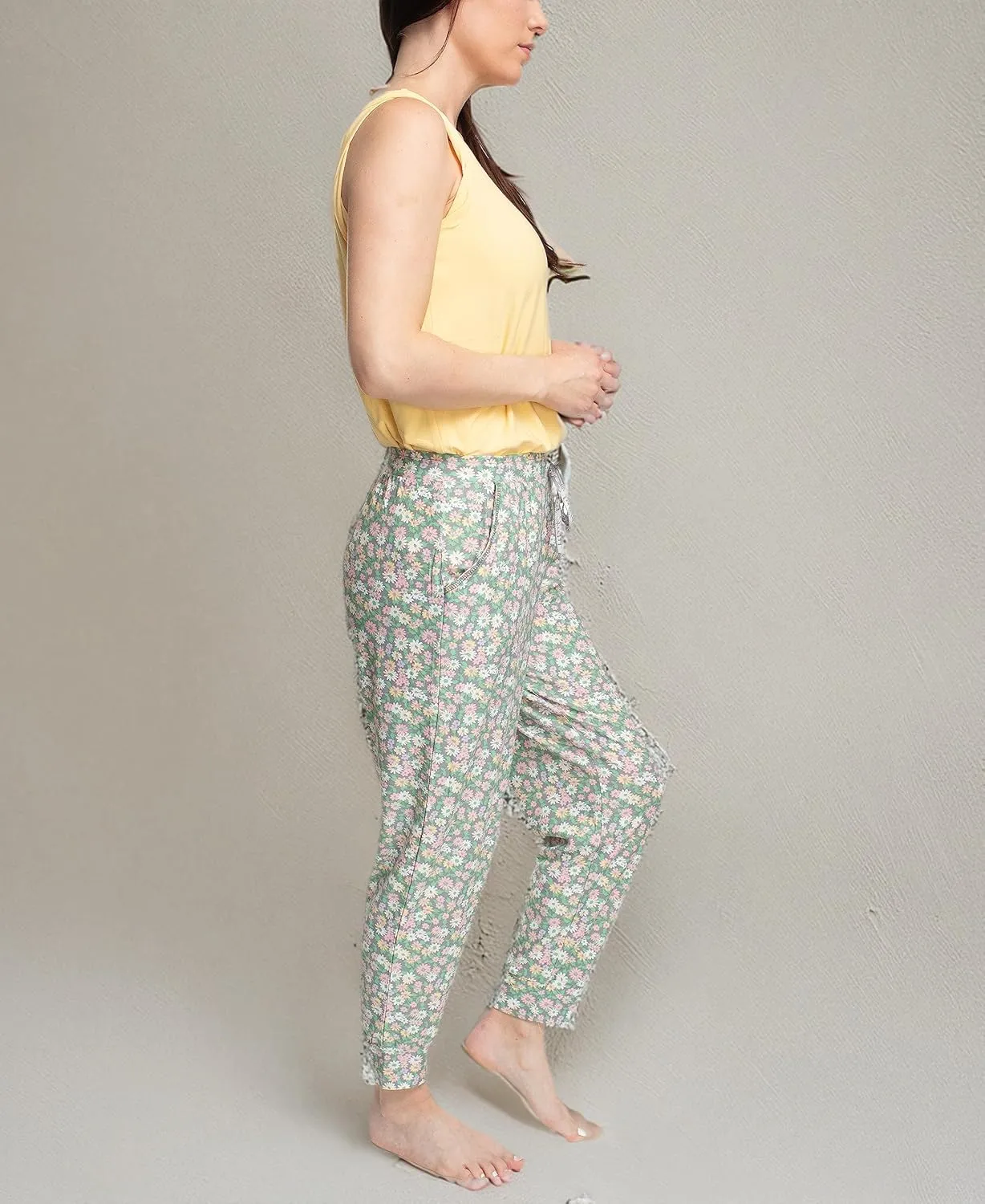 MUK LUKS Sleeveless Tank Top and Jogger Sleep Set with Pockets, Soft Matching Sleepwear Lounge PJs