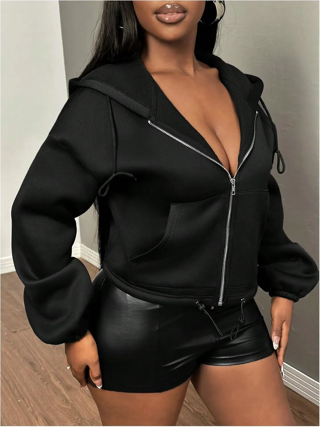 OYOANGLE Women's Long Sleeve Zip Up Thick Cropped Hoodie Coat Long Sleeve Drawstring Hooded Sweatshirts